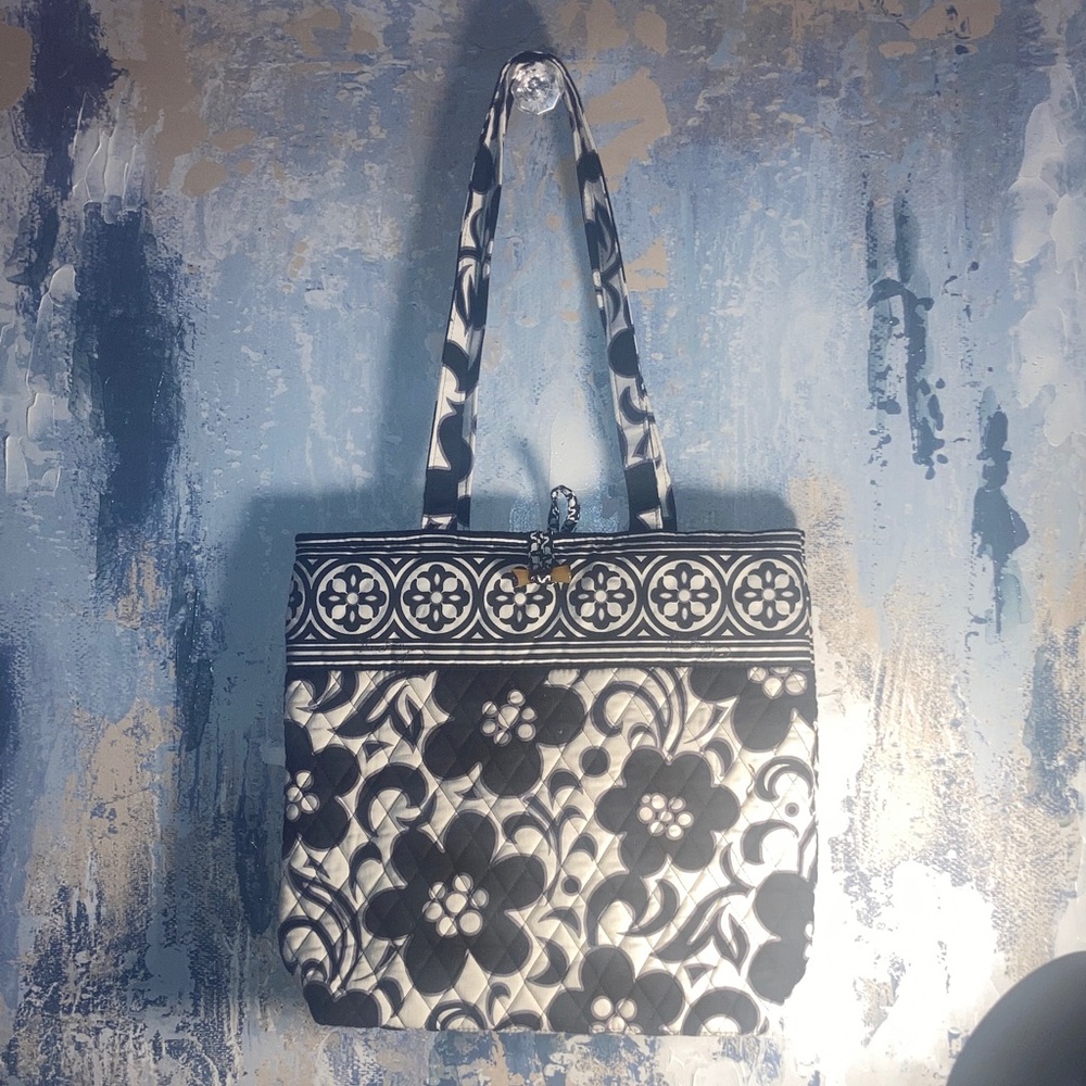 Genuine Large Vera Bradley Floral Tote Bag in Black and White